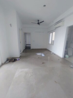 Room in 3 BHK Apartment at Mapsko Mount Ville, Sector 79 – for Rent