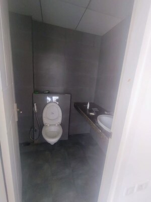 Bathroom in 3 BHK Apartment at Mapsko Mount Ville, Sector 79 – for Rent