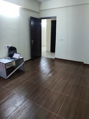 3 BHK Apartment For Sale in Amrapali Hanging Gardens, Sector 107