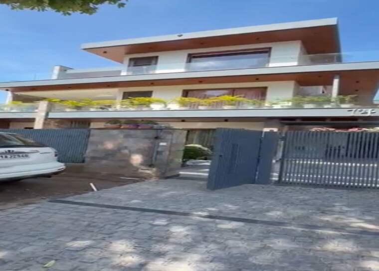 Exterior View, sector 70 6+ Bedroom 5000 Sq.Ft. Independent House In Sector 70 Mohali 10543716