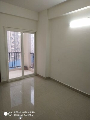 Room in 2 BHK Apartment at Newtech La Palacia, Tech Zone 4 Greater Noida – for Rent