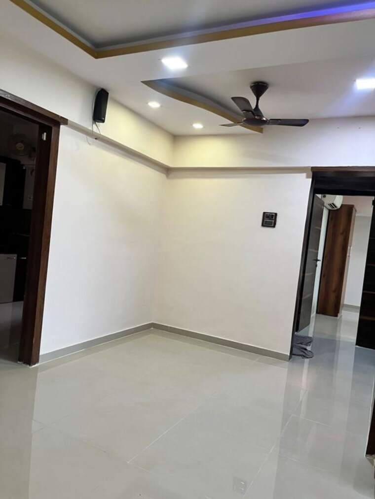 Room, rustomjee-urbania-aurelia 2 Bedroom 650 Sq.Ft. Apartment In Thane West Thane 10543743