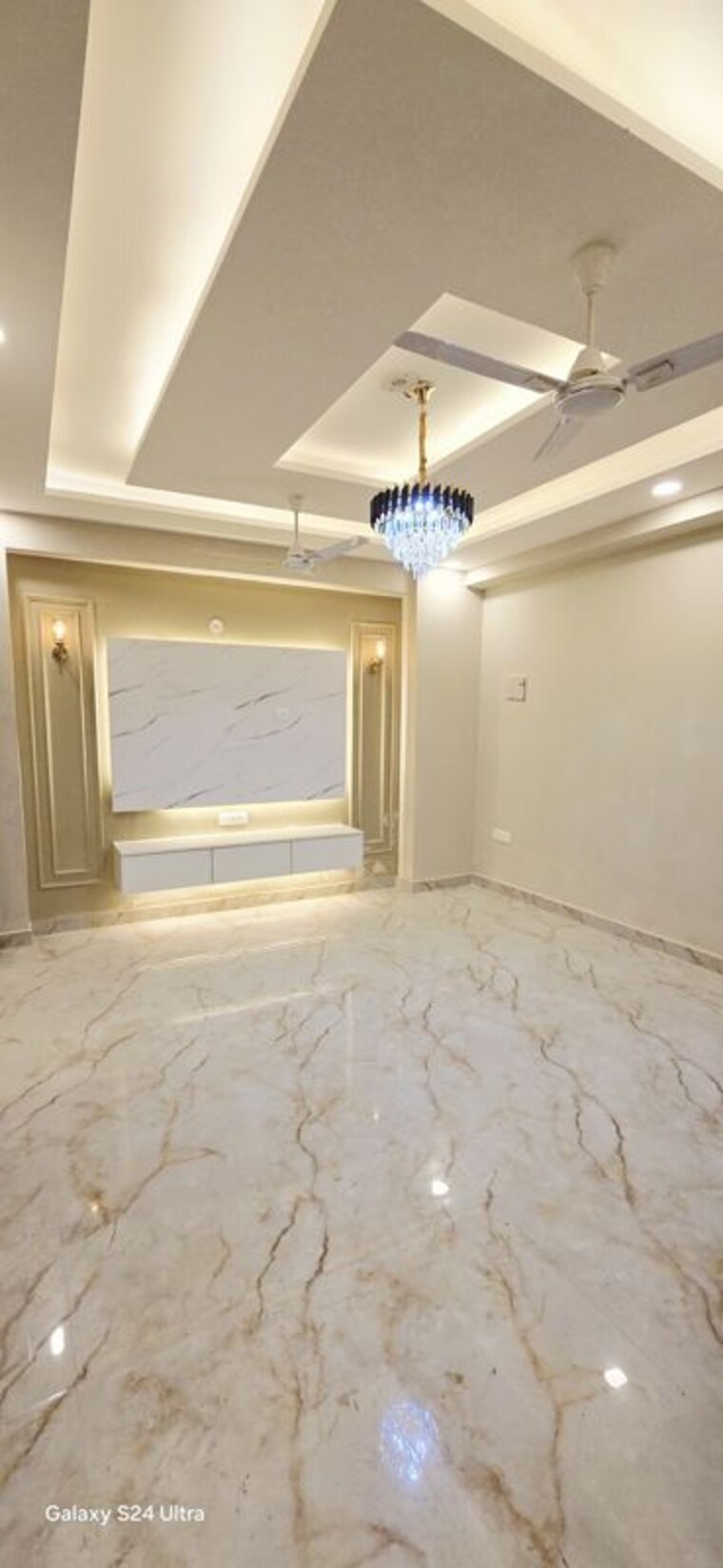 Room, sector 72 2 Bedroom 1160 Sq.Ft. Builder Floor In Sector 72 Noida 10543759