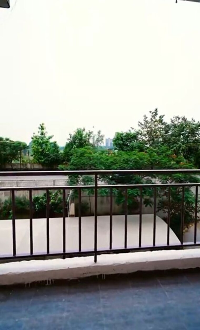 Balcony, umang-winter-hills 2 Bedroom 1342 Sq.Ft. Apartment In Sector 77 Gurgaon 10543775