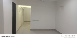 Room in 3 BHK Apartment at Serenity Tower, Andheri West – for Rent