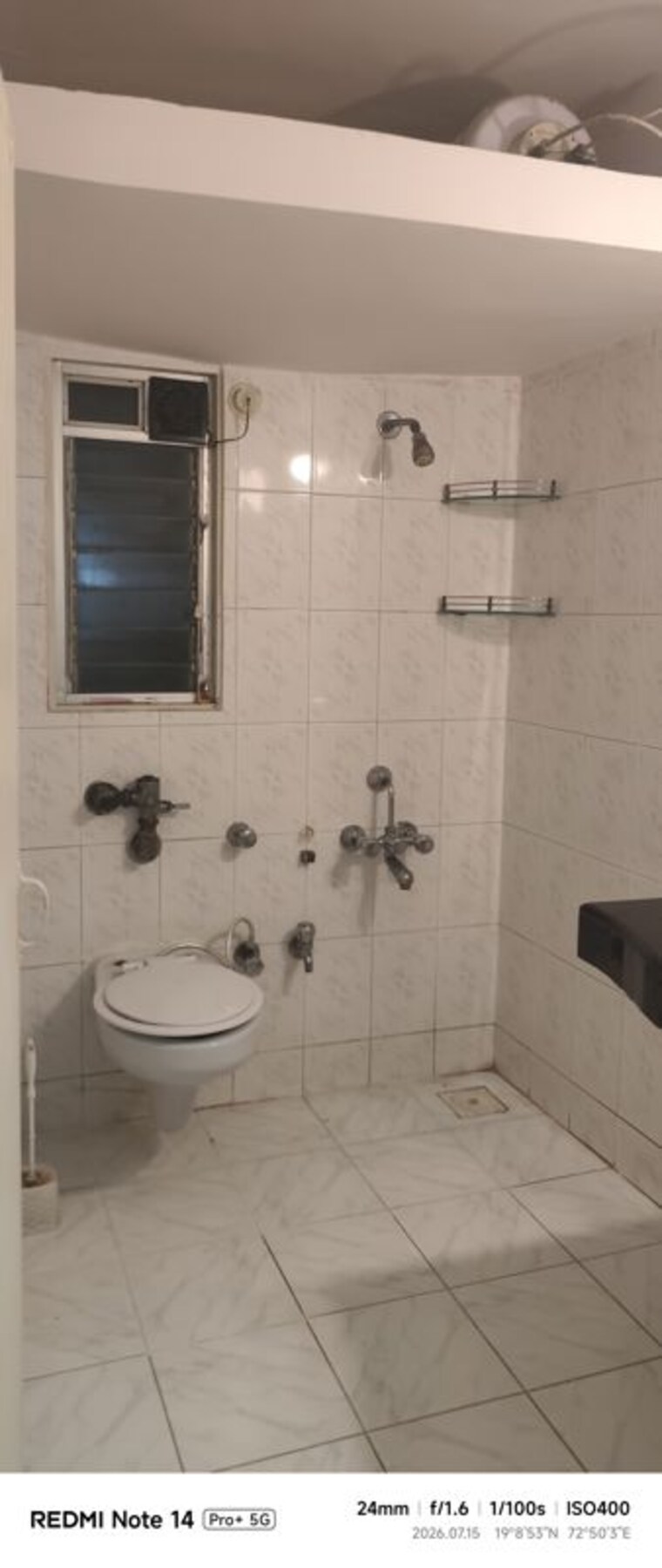 Bathroom, serenity-tower 3 Bedroom 1500 Sq.Ft. Apartment In Andheri West Mumbai 10543771