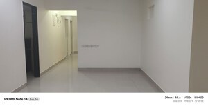 Room in 3 BHK Apartment at Serenity Tower, Andheri West – for Rent