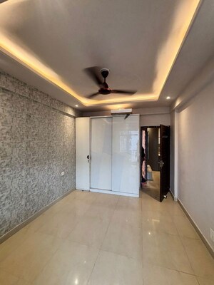 Furnished Amenities in 2 BHK Apartment at Suncity Avenue 76, Sector 76 – for Sale