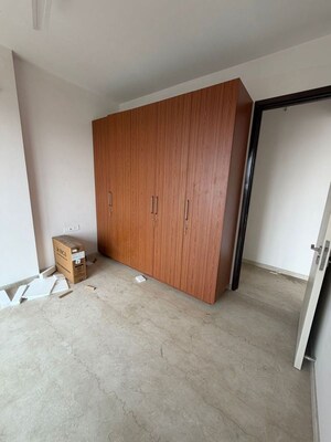 Room in 3 BHK Apartment at Adani Ten BKC, Bandra East – for Rent