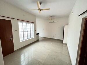 Room in 2 BHK Independent House at Indira Nagar – for Rent