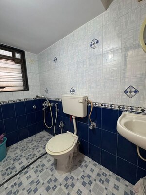 Team Area in 3 BHK Apartment at Diamond Garden, Chembur – for Rent