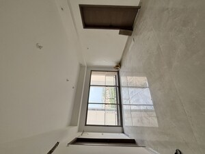Room in 4 BHK Apartment at Shalimar One World Belvedere Court 3, Gomti Nagar – for Rent