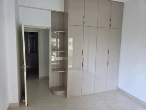 Room in 3 BHK Apartment at Tashee Capital Gateway, Sector 111 – for Rent