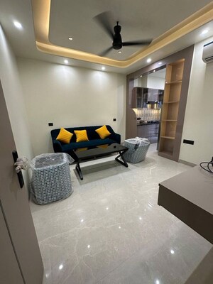 Team Area in 3 BHK Apartment at Smart World Orchard, Sector 61 – for Rent