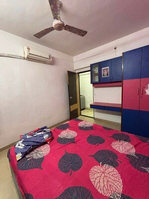 2 BHK Apartment For Rent in Mantri Park, Goregaon East