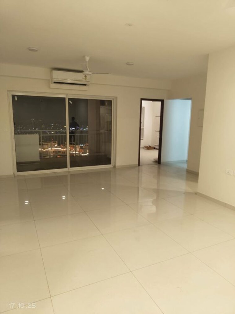 Room, shapoorji-pallonji-joyville-gurgaon 3 Bedroom 1852 Sq.Ft. Apartment In Sector 102 Gurgaon 10543936