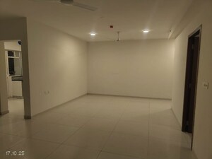 Room in 3 BHK Apartment at Shapoorji Pallonji Joyville Gurgaon, Sector 102 – for Rent
