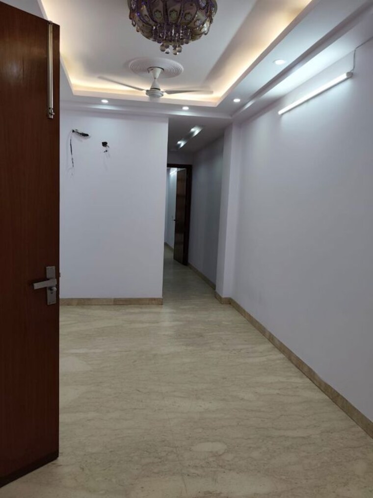 Room, gautam nagar 3 Bedroom 1350 Sq.Ft. Builder Floor In Gautam Nagar Delhi 10543949