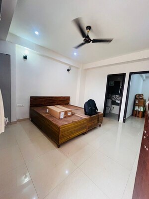 Living Room in 2 BHK Builder Floor at Sector 32 – for Rent
