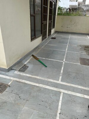 Balcony in 2 BHK Builder Floor at Sector 32 – for Rent