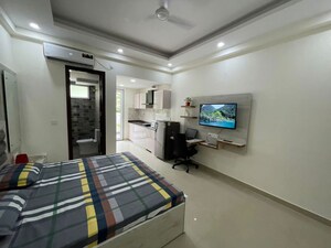 Bedroom in Studio Builder Floor at Sector 32 – for Rent