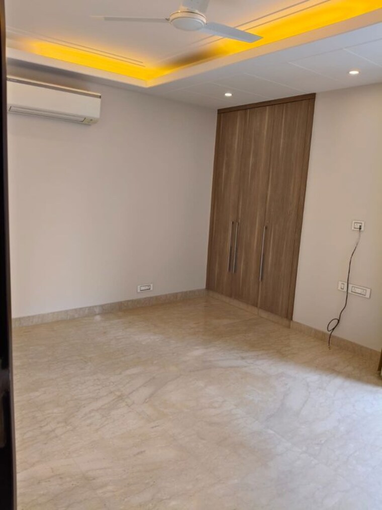 Bedroom, shivalik colony 3 Bedroom 1800 Sq.Ft. Builder Floor In Shivalik Colony Delhi 10543969