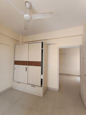 Room in 2 BHK Apartment at Shree Vardhman Mantra, Sector 67 – for Rent