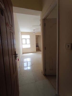 Room in 2 BHK Apartment at Shree Vardhman Mantra, Sector 67 – for Rent