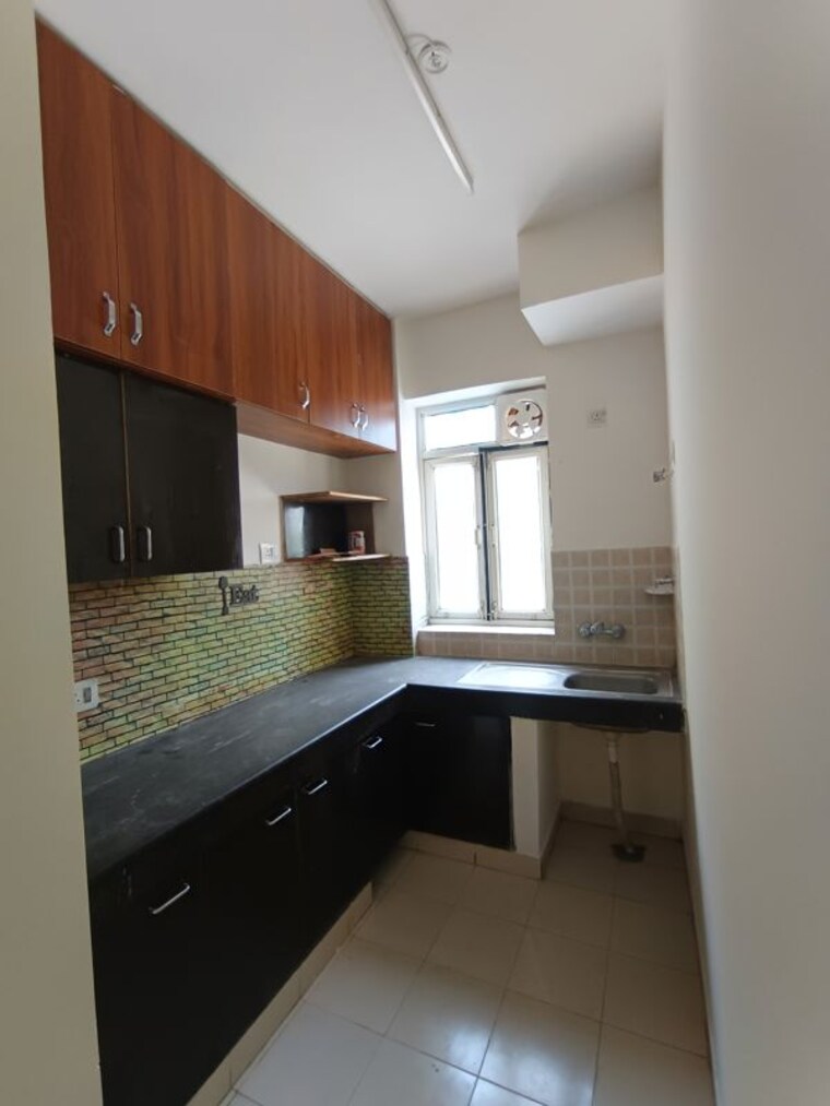 Kitchen, shree-vardhman-mantra 2 Bedroom 800 Sq.Ft. Apartment In Sector 67 Gurgaon 10544008
