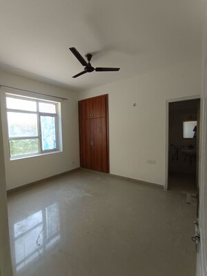Room in 2 BHK Apartment at Shree Vardhman Mantra, Sector 67 – for Rent