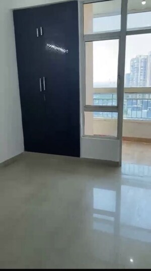 Room in 3 BHK Apartment at SCC Heights, Raj Nagar Extension – for Sale