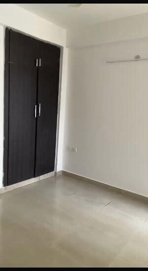 Room in 3 BHK Apartment at SCC Heights, Raj Nagar Extension – for Sale