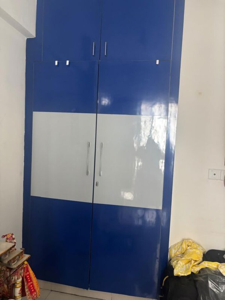 Room, rg-residency-ph-iii 1 Bedroom 590 Sq.Ft. Apartment In Sector 120 Noida 10193176