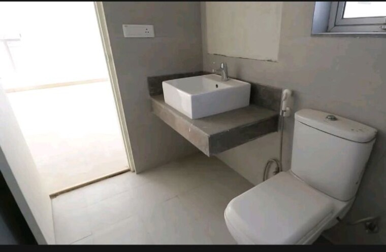 Bathroom, bestech-park-view-ananda 3 Bedroom 1660 Sq.Ft. Apartment In Sector 81 Gurgaon 10543993