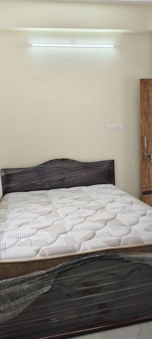 Bedroom in 1 BHK Apartment at Halasuru – for Rent
