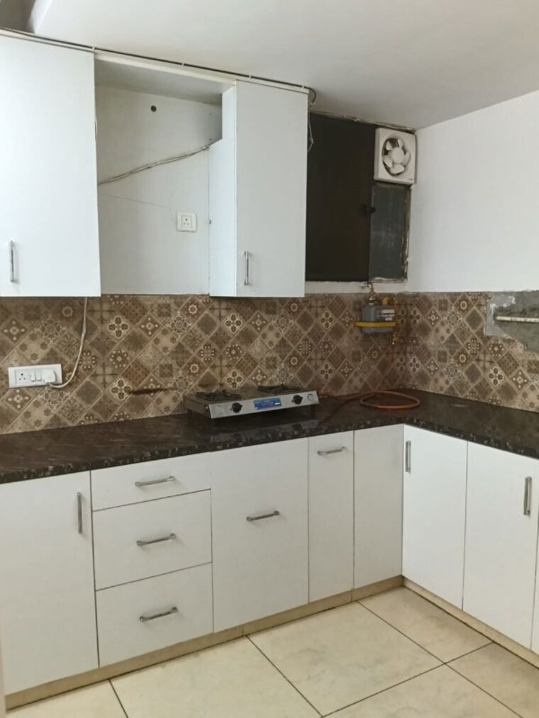 Kitchen, malviya nagar 3 Bedroom 1800 Sq.Ft. Builder Floor In Malviya Nagar Delhi 10544096