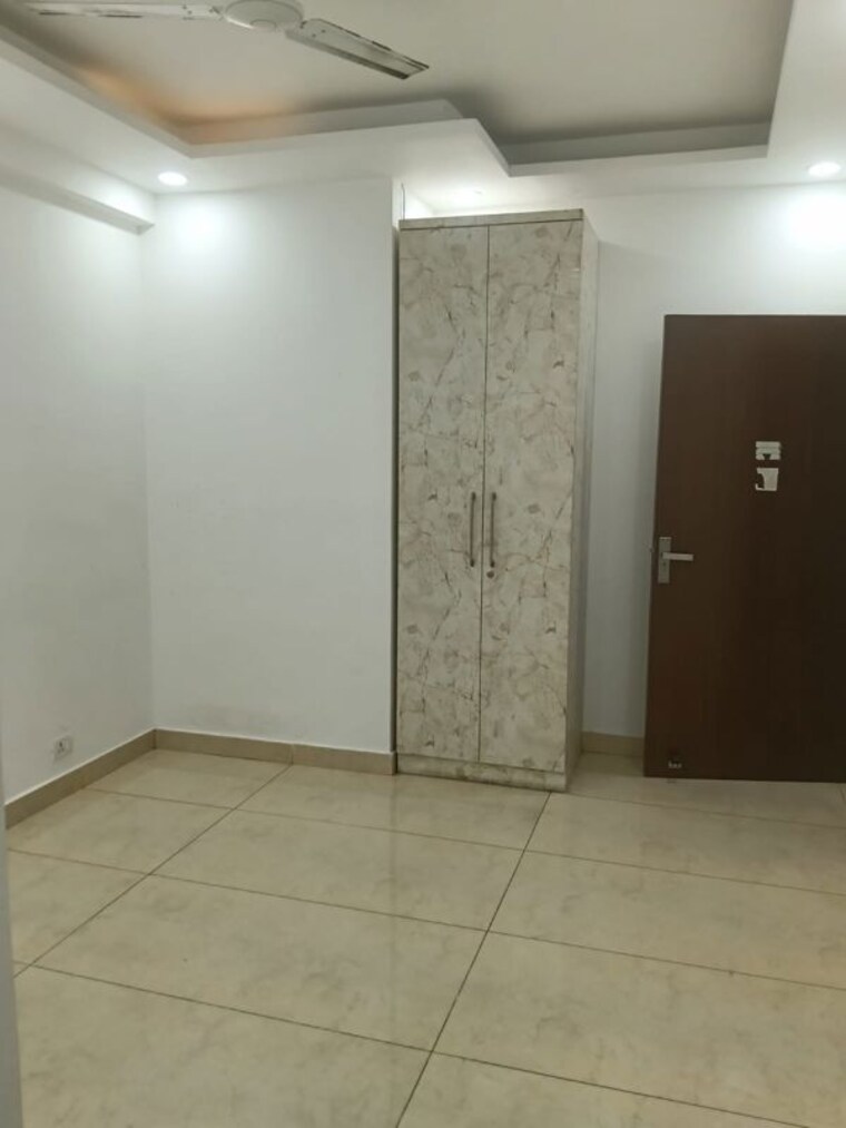 Room, malviya nagar 3 Bedroom 1800 Sq.Ft. Builder Floor In Malviya Nagar Delhi 10544096