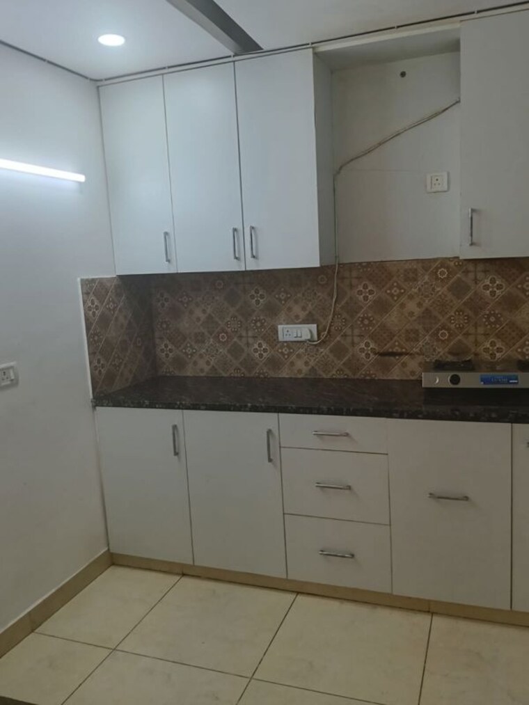 Kitchen, malviya nagar 3 Bedroom 1800 Sq.Ft. Builder Floor In Malviya Nagar Delhi 10544096