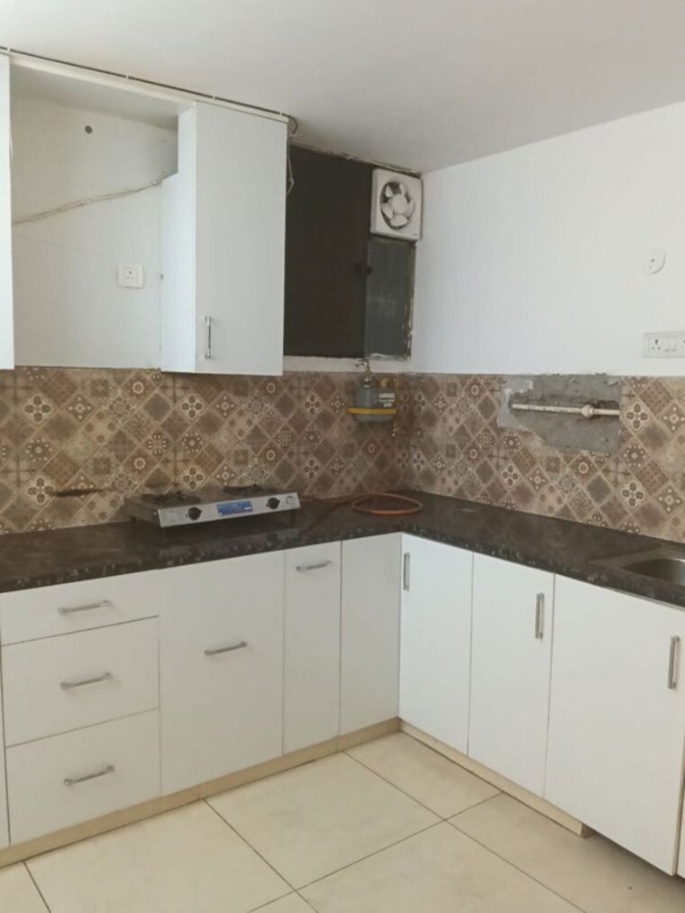 Kitchen, malviya nagar 3 Bedroom 1800 Sq.Ft. Builder Floor In Malviya Nagar Delhi 10544096