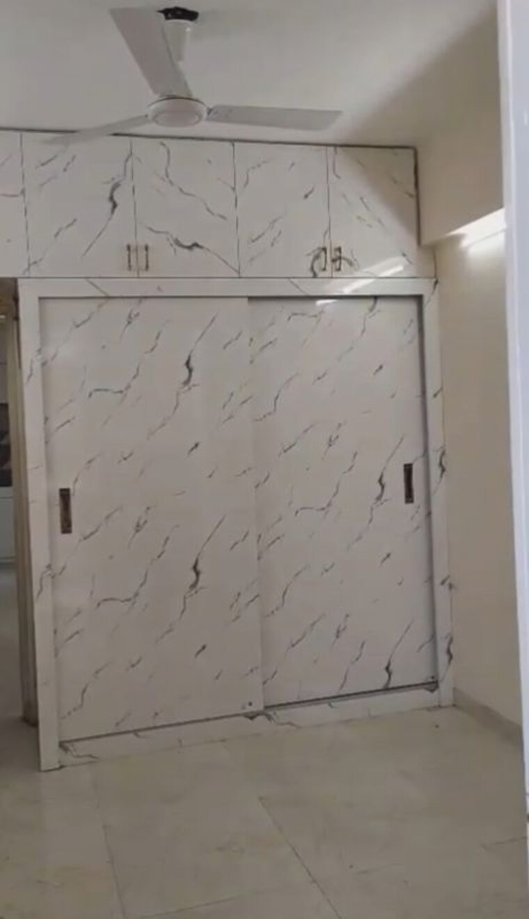Balcony, mrg-the-balcony 3 Bedroom 645 Sq.Ft. Apartment In Sector 93 Gurgaon 10544127