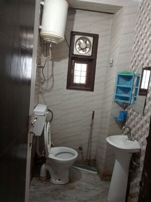 Bathroom in 1 BHK Builder Floor at Govindpuri – for Rent