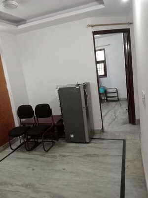 Room in 1 BHK Builder Floor at Govindpuri – for Rent