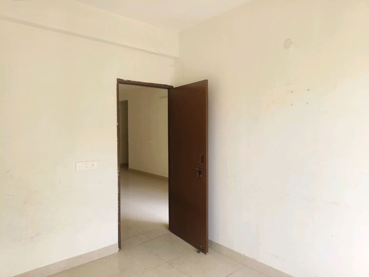 Room, signature-global-orchard-avenue 2 Bedroom 680 Sq.Ft. Apartment In Sector 93 Gurgaon 10544138