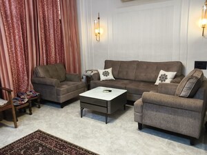 4 BHK Independent House For Rent in Sector 13