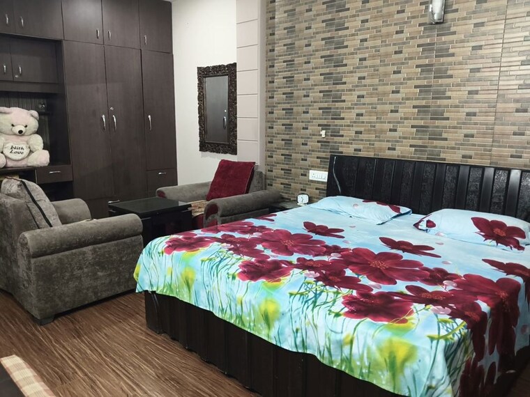 Bedroom, sector 13 4 Bedroom 2600 Sq.Ft. Independent House In Sector 13 Gurgaon 10544164