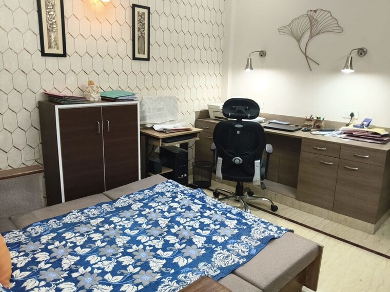 Team Area, sector 13 4 Bedroom 2600 Sq.Ft. Independent House In Sector 13 Gurgaon 10544164