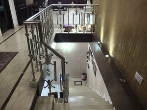 Gym in 4 BHK Independent House at Sector 13 – for Rent