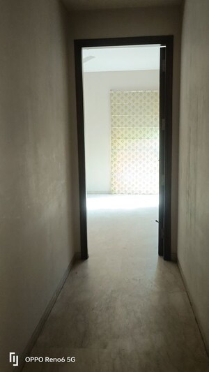 Room in 3 BHK Builder Floor at Defence Colony – for Rent