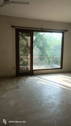 3 BHK + Prayer Room,Servant Room Builder Floor For Rent in Defence Colony