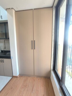 Bedroom in 2.5 BHK Apartment at Abrol Vastu Park, Malad West – for Rent